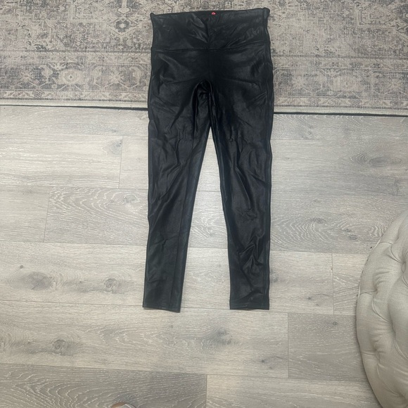 SPANX Black Women's Leggings - Picture 2 of 5